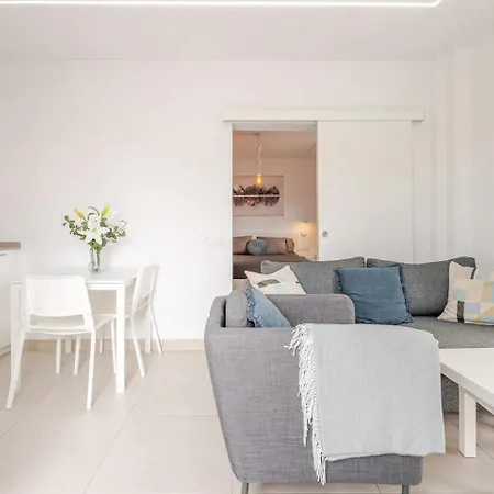 Casa Leo, Rural House With Garden, Adeje, Menores Apartment