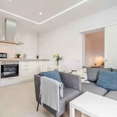 Apartment Casa Leo, Rural House With Garden, Adeje, Menores