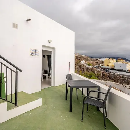 Casa Leo, Rural House With Garden, Adeje, Menores Apartment