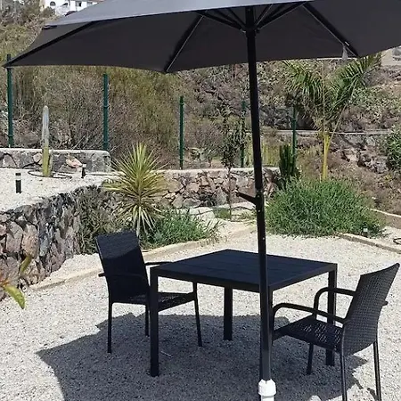 Casa Leo, Rural House With Garden, Adeje, Menores Адехе