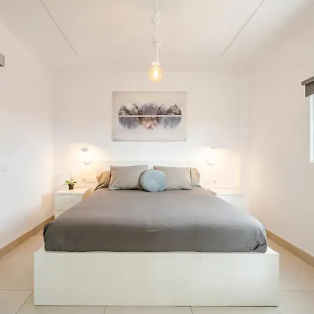 Casa Leo, Rural House With Garden, Adeje, Menores Daire Costa Adeje